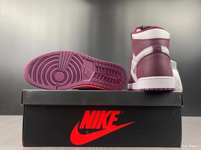 Kicktheory Jordan 555088-611 OG Bordeaux Air 1 High 0724